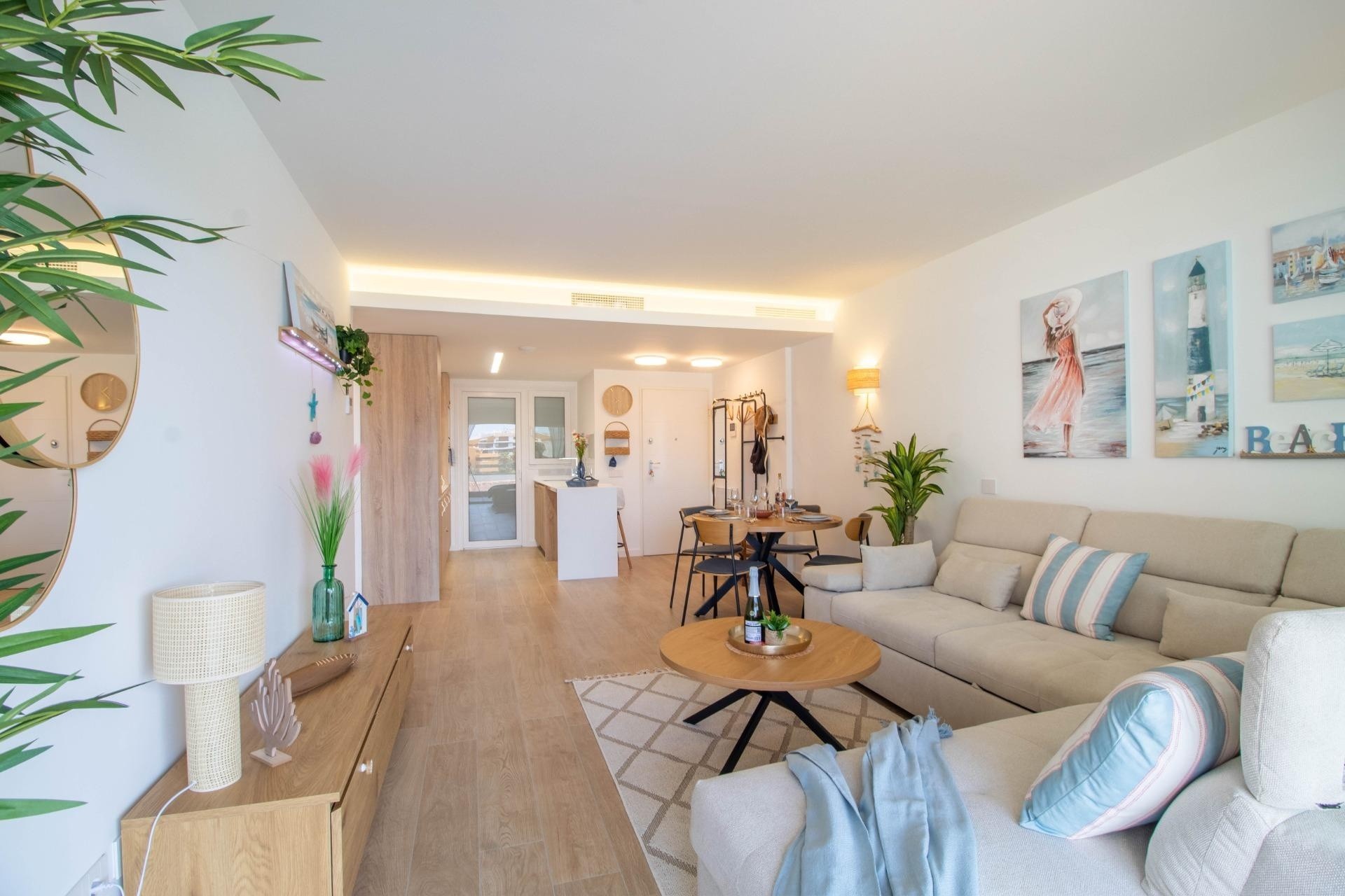 Venta - Apartamento / Piso -
Torrevieja - Punta Prima