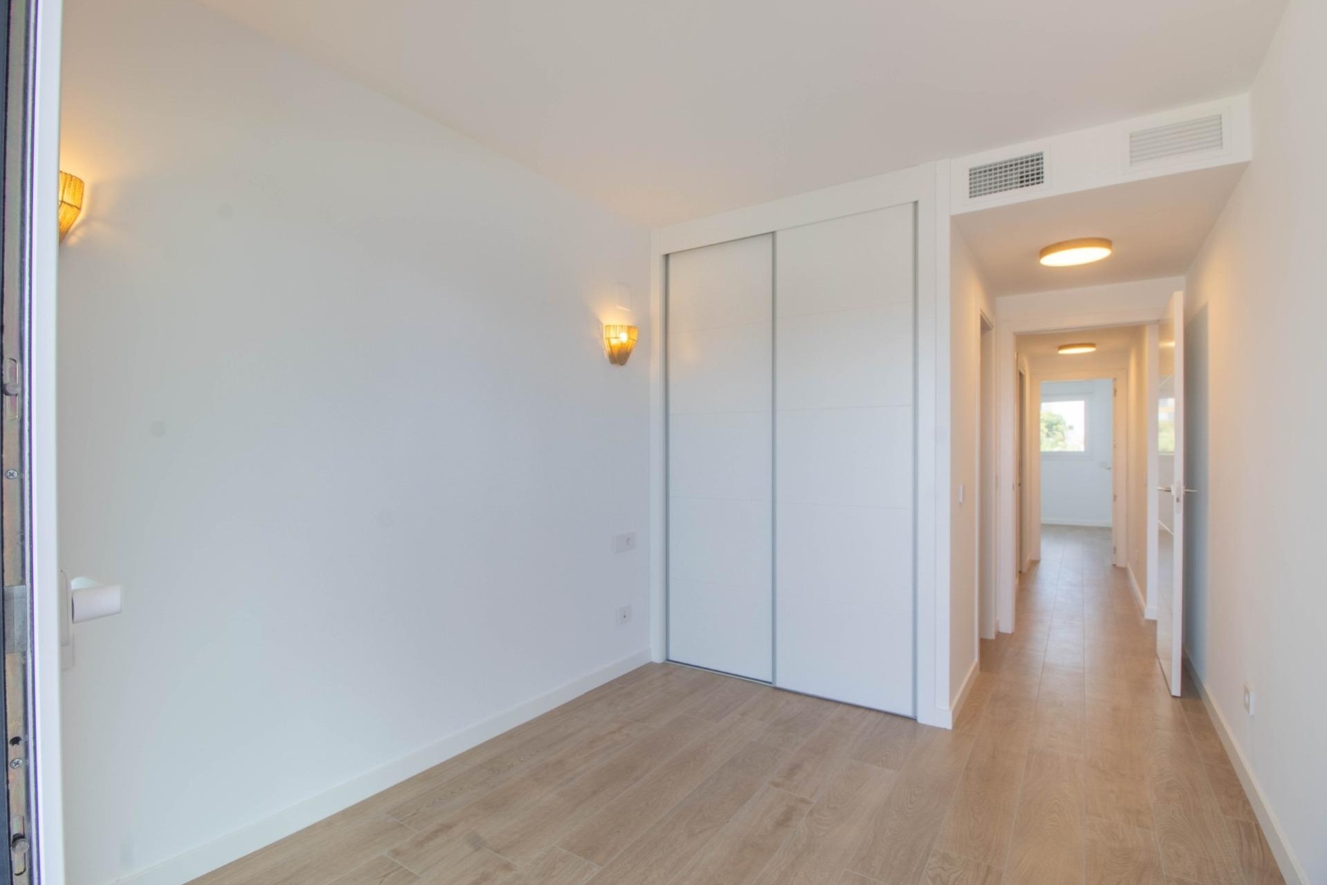 Venta - Apartamento / Piso -
Torrevieja - Punta Prima