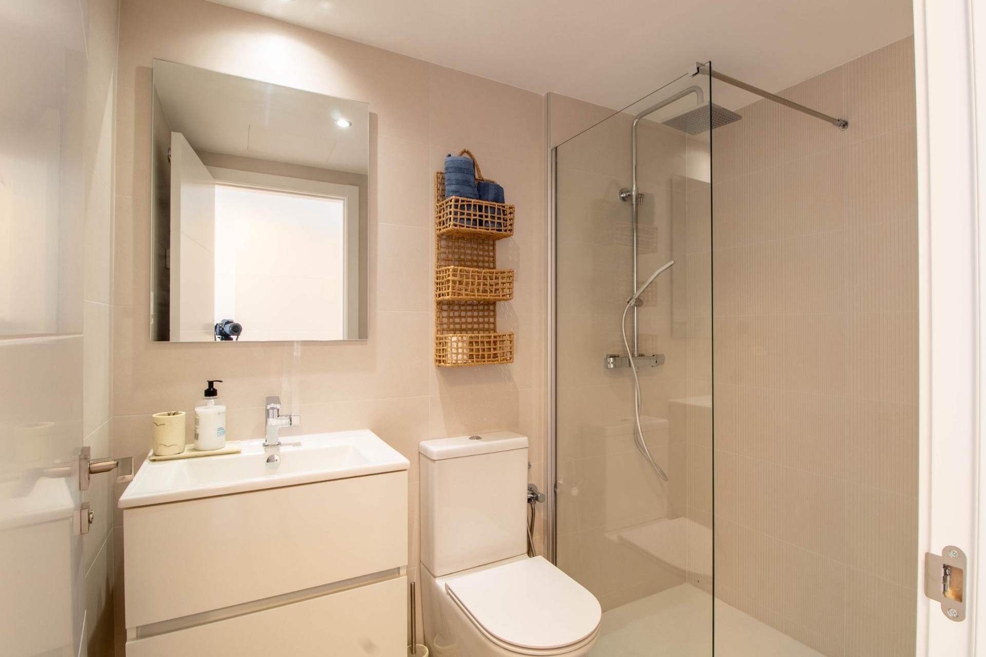 Venta - Apartamento / Piso -
Torrevieja - Punta Prima