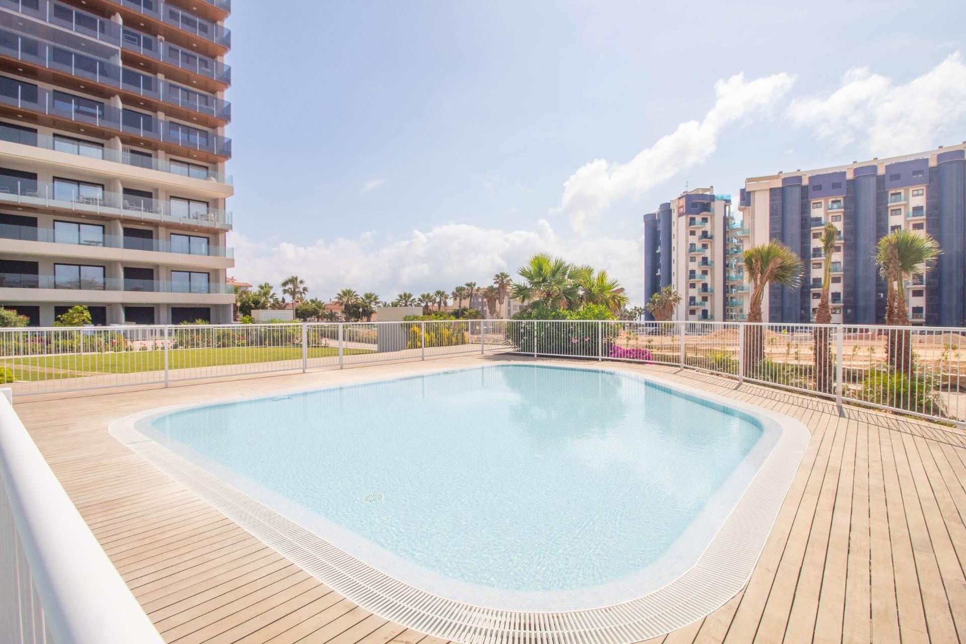 Venta - Apartamento / Piso -
Torrevieja - Punta Prima