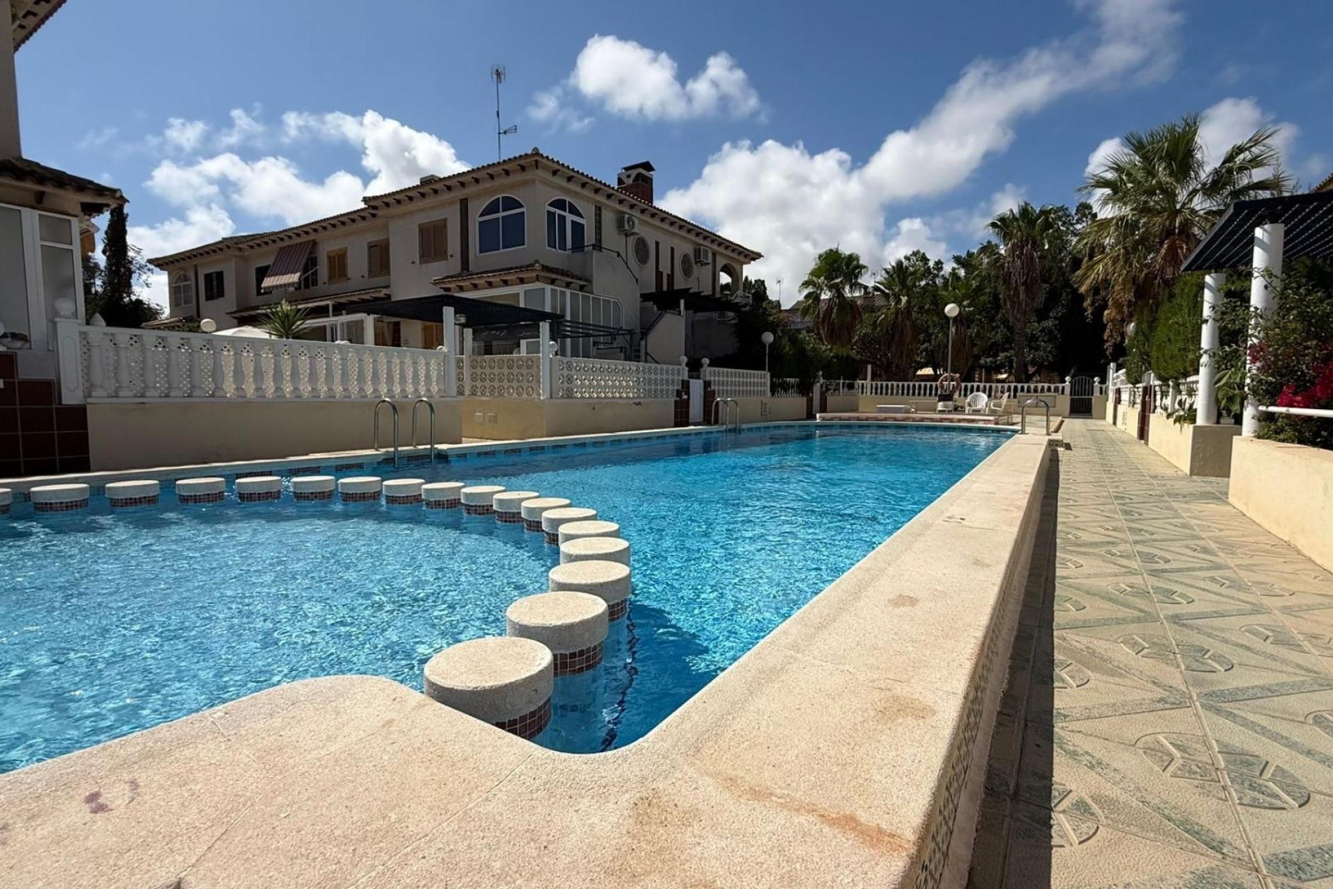 Venta - Apartamento / Piso -
Torrevieja - Punta Prima