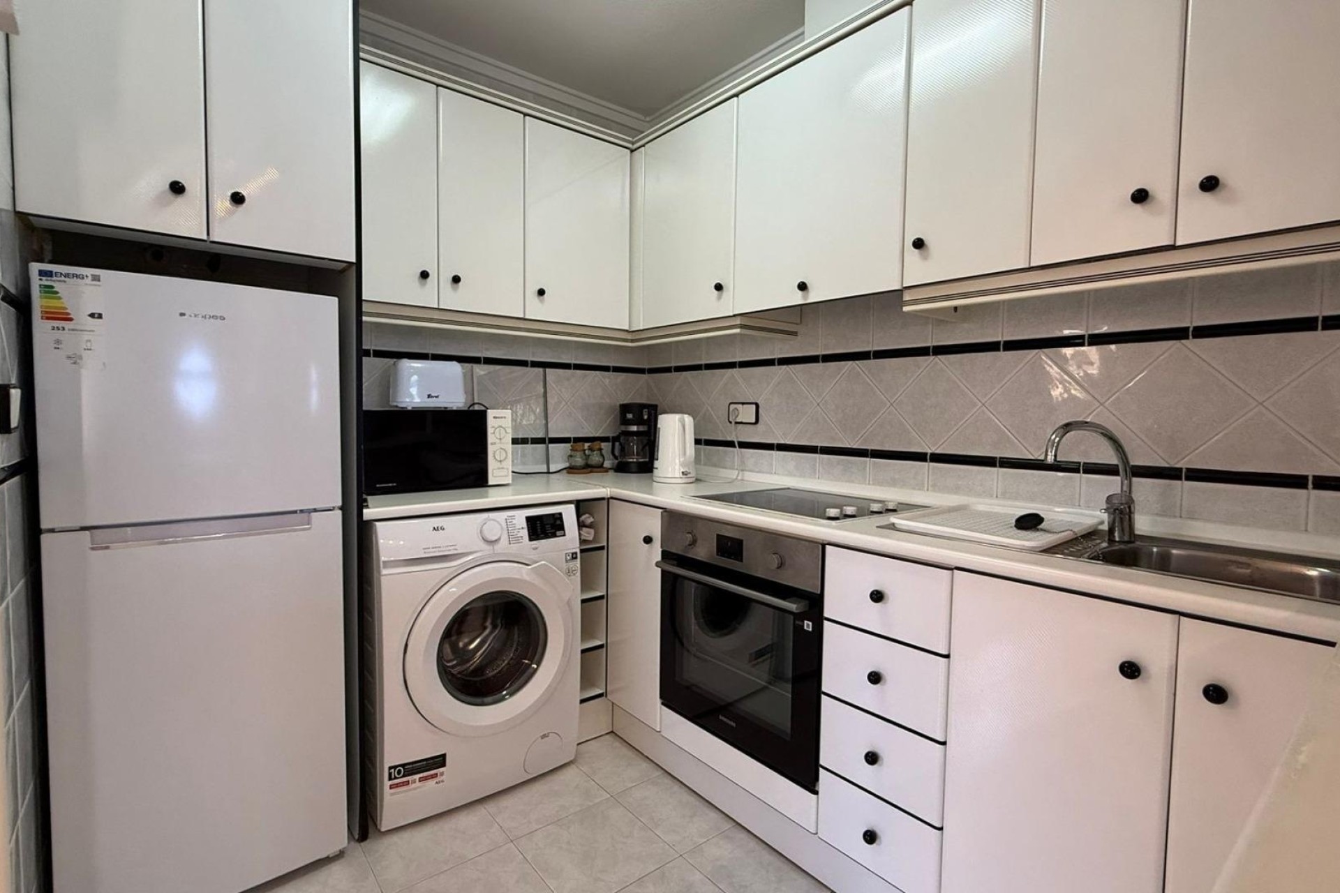 Venta - Apartamento / Piso -
Torrevieja - Punta Prima