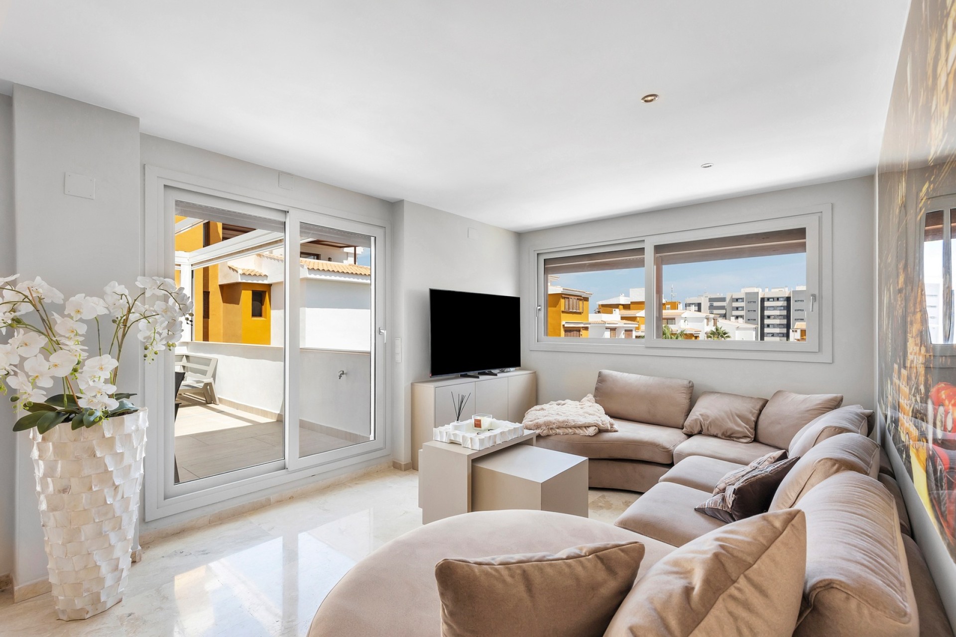 Venta - Apartamento / Piso -
Torrevieja - Punta Prima