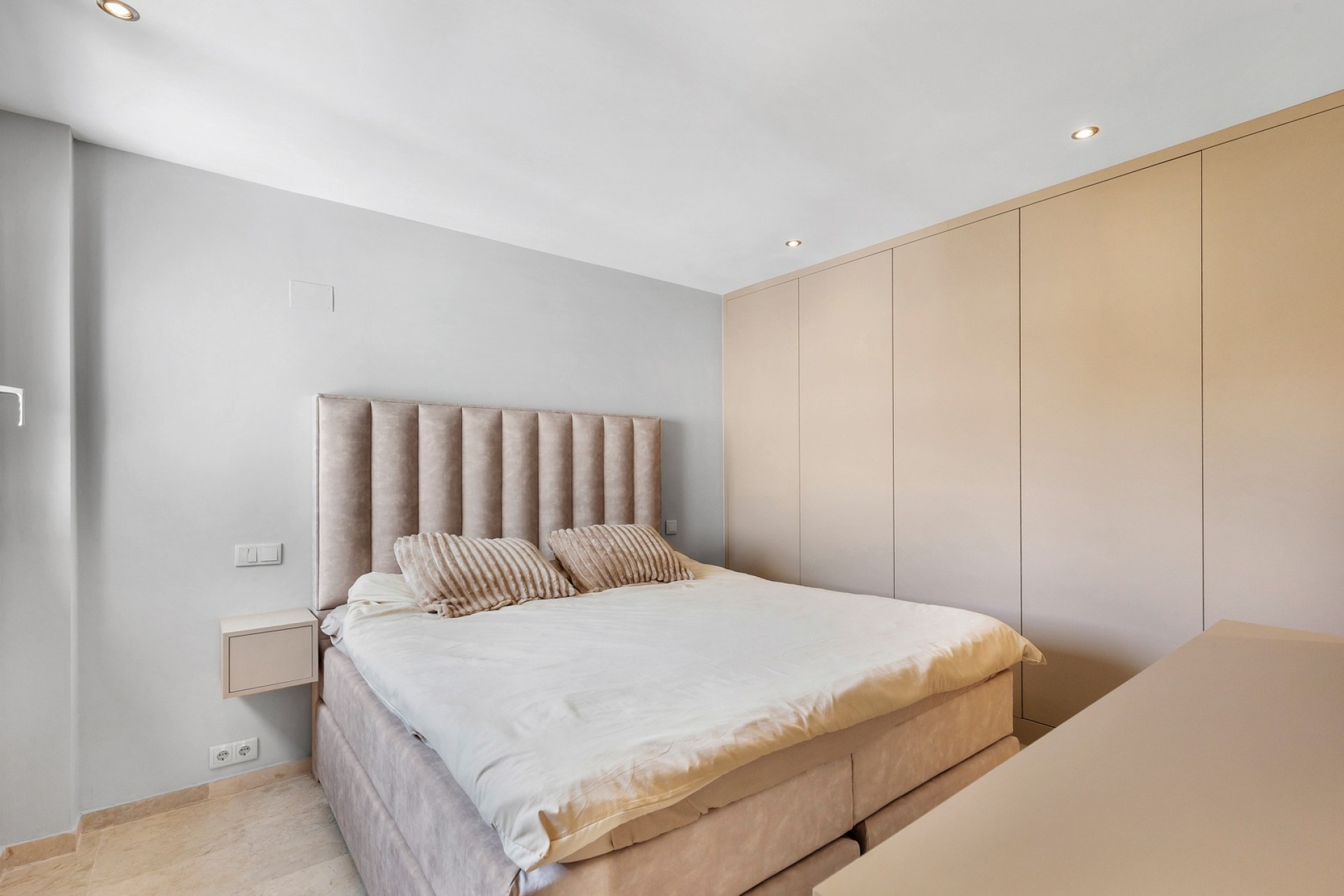 Venta - Apartamento / Piso -
Torrevieja - Punta Prima