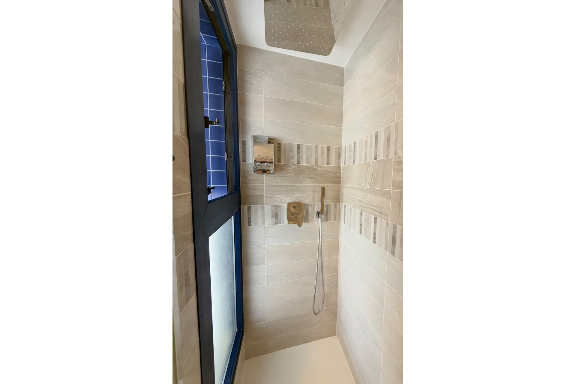 Venta - Apartamento / Piso -
Torrevieja - Punta Prima