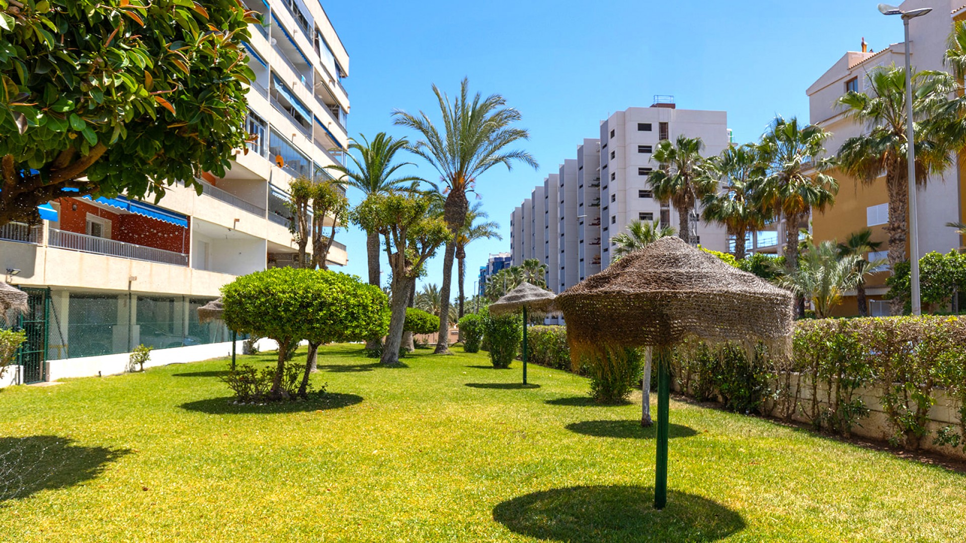 Venta - Apartamento piso -
Torrevieja - Rocio del mar