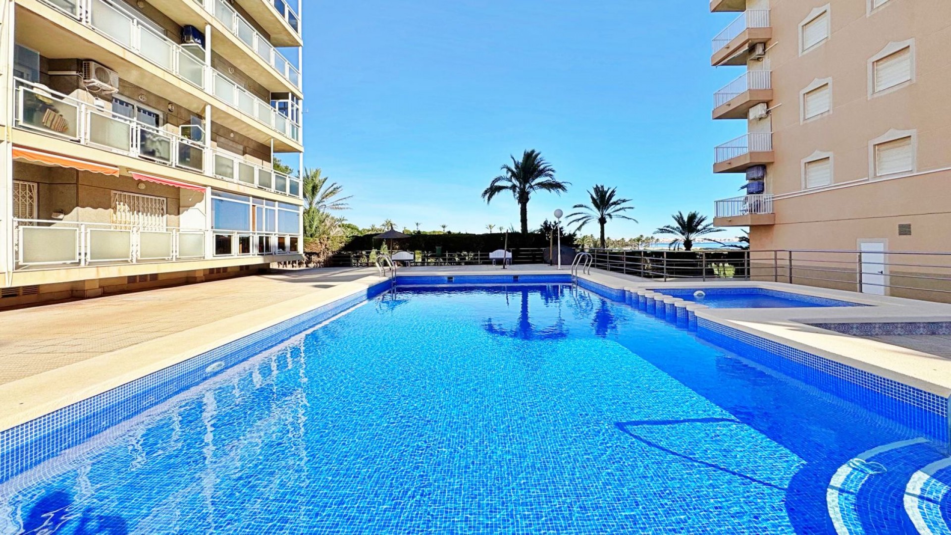 Venta - Apartamento piso -
Torrevieja - Rocio del mar