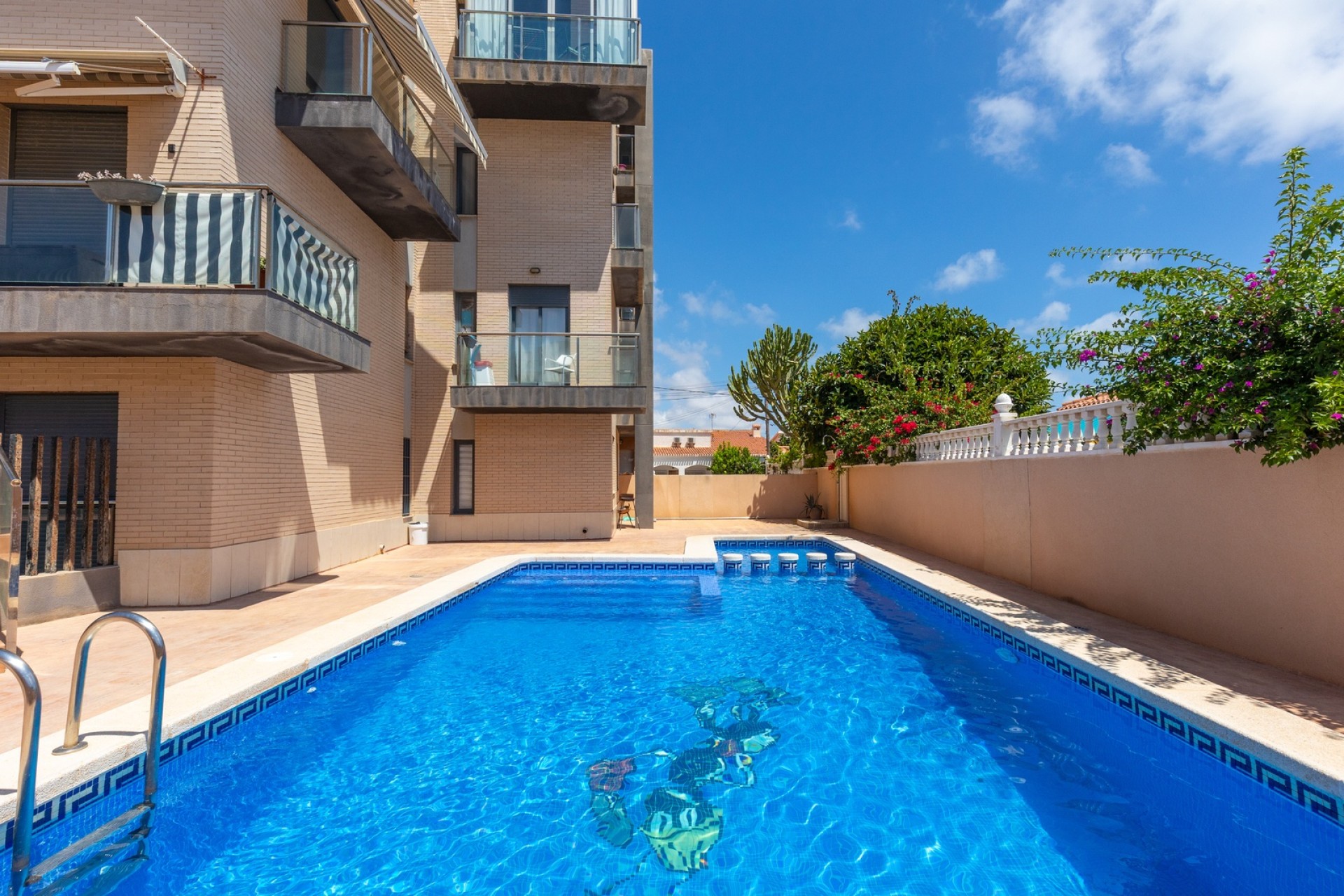 Venta - Apartamento / Piso -
Torrevieja - Rocio del mar