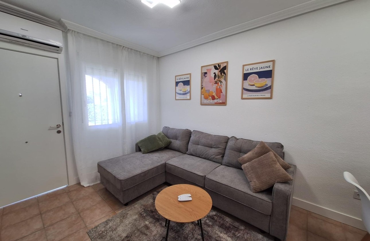 Venta - Apartamento / Piso -
Torrevieja - Sector 25