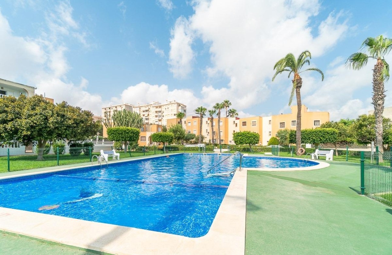 Venta - Apartamento / Piso -
Torrevieja - Torreblanca