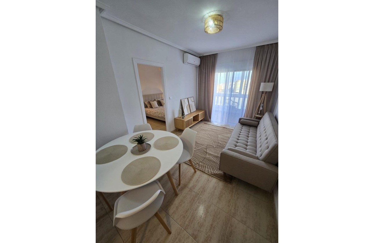 Venta - Apartamento / Piso -
Torrevieja - Torreblanca