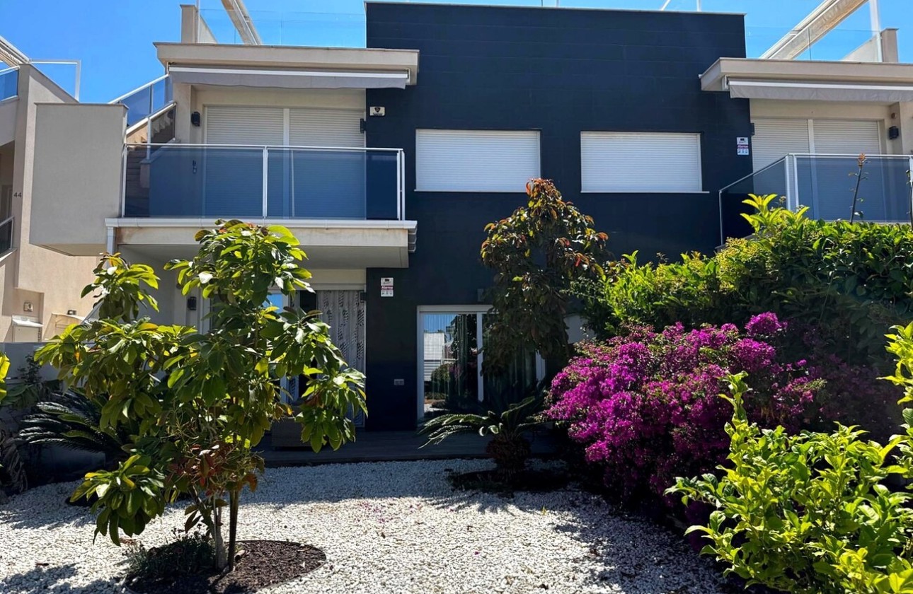 Venta - Apartamento / Piso -
Torrevieja - Torreta florida