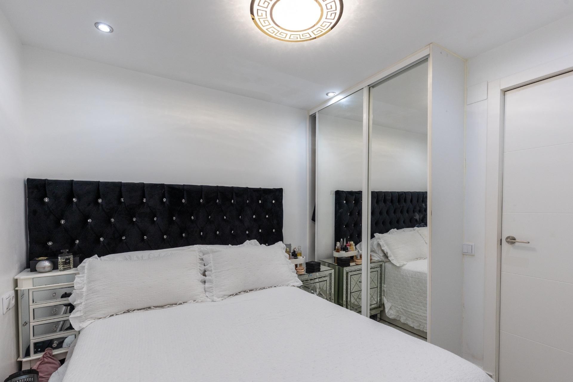 Venta - Apartamento / Piso -
Torrevieja - Torretas
