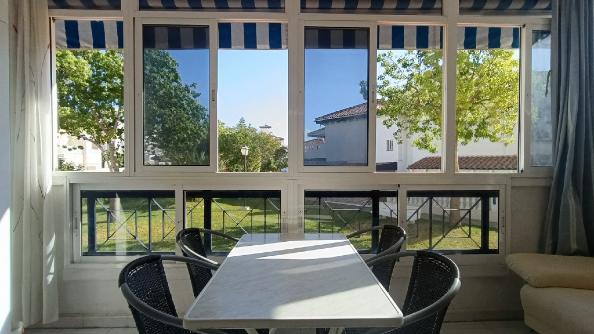 Venta - Apartamento piso -
Torrevieja