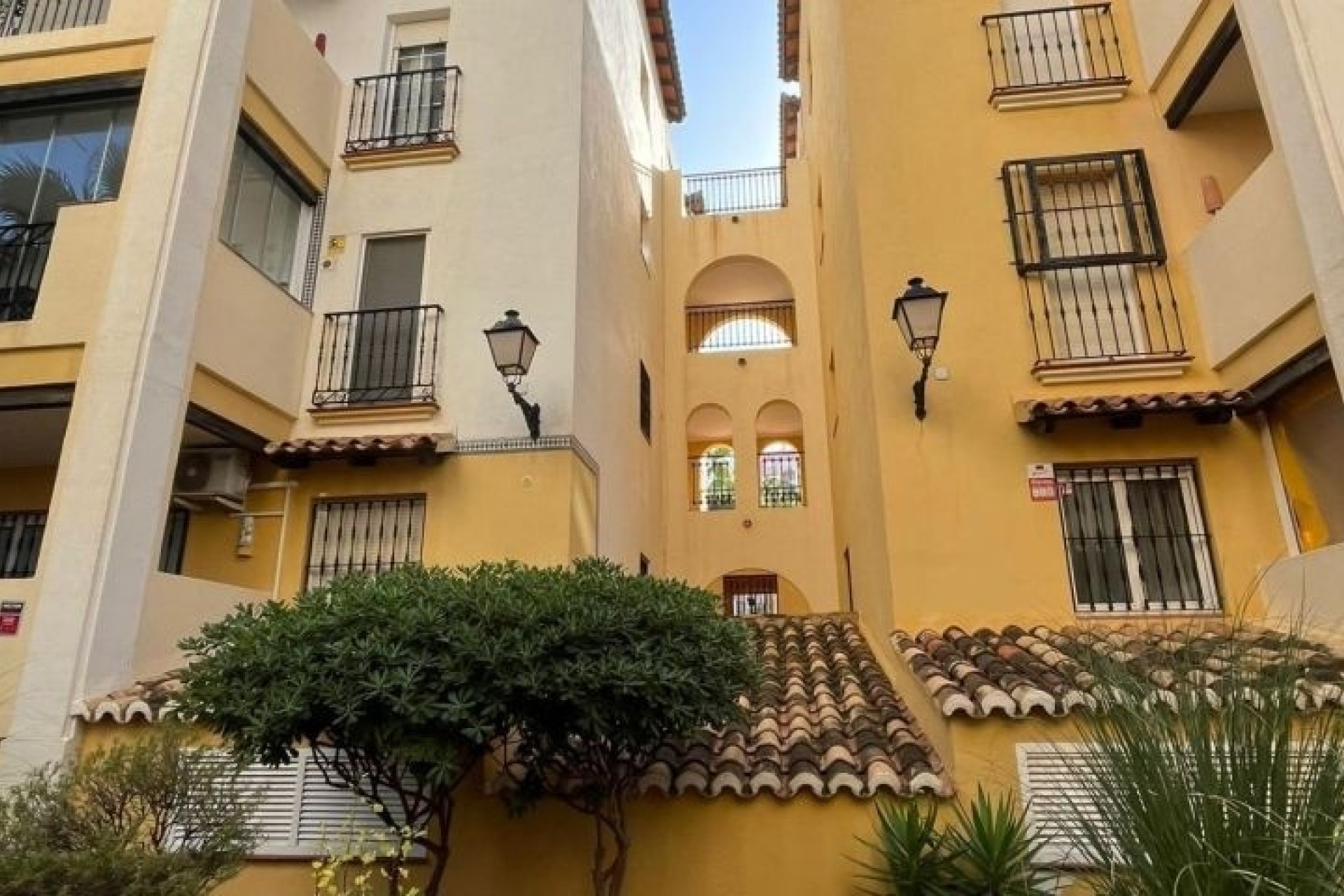 Venta - Apartamento / Piso -
Torrevieja