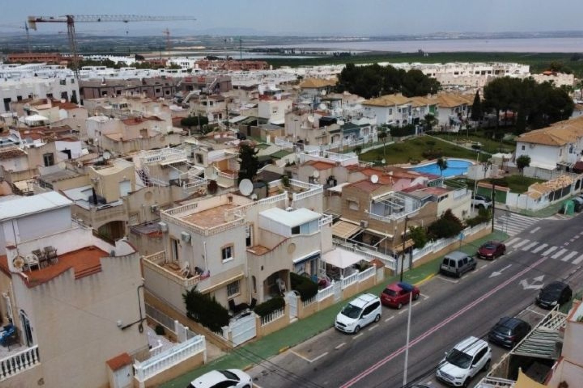Venta - Apartamento / Piso -
Torrevieja