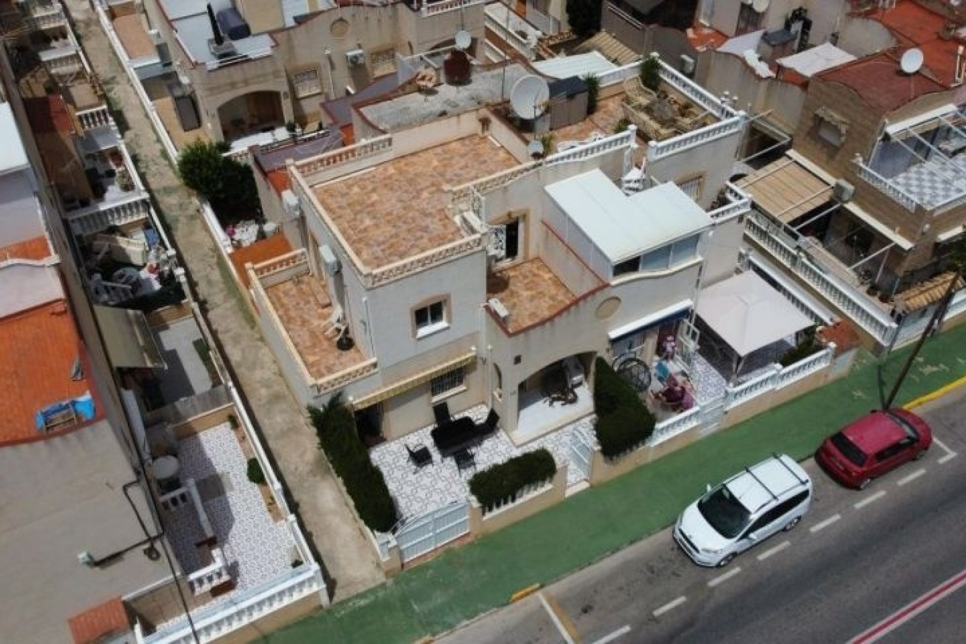 Venta - Apartamento / Piso -
Torrevieja
