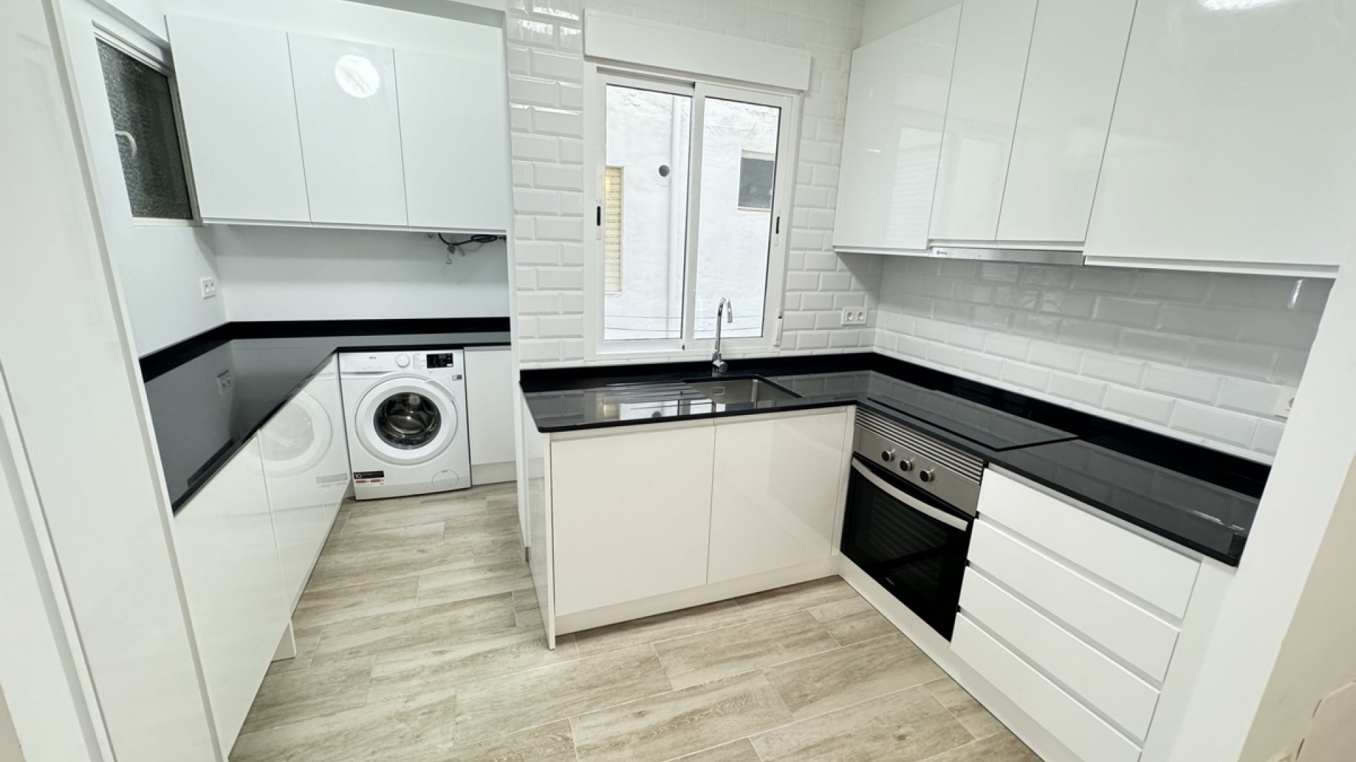 Venta - Apartamento piso -
Torrevieja