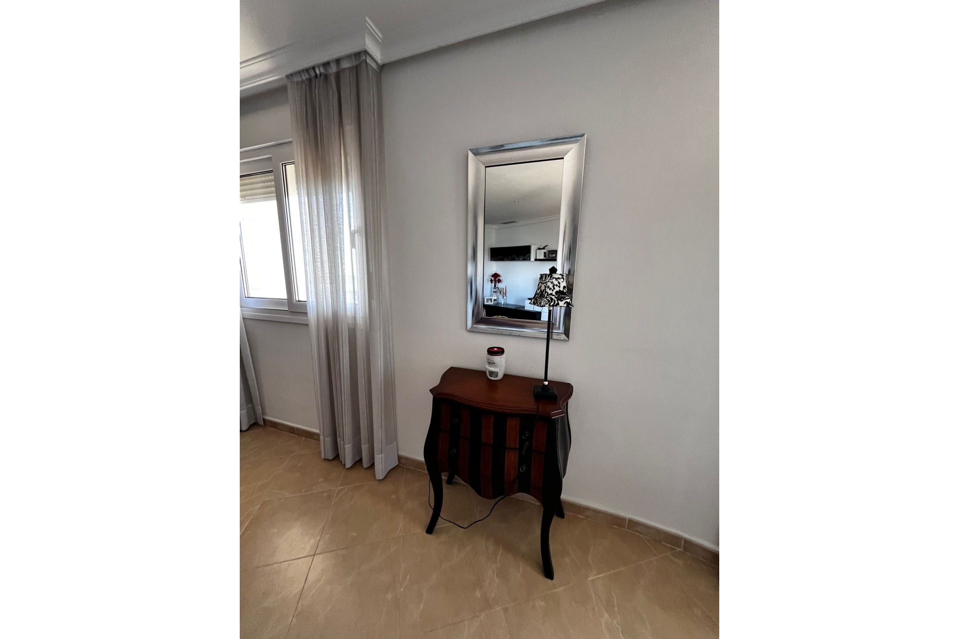 Venta - Apartamento / Piso -
Torrevieja