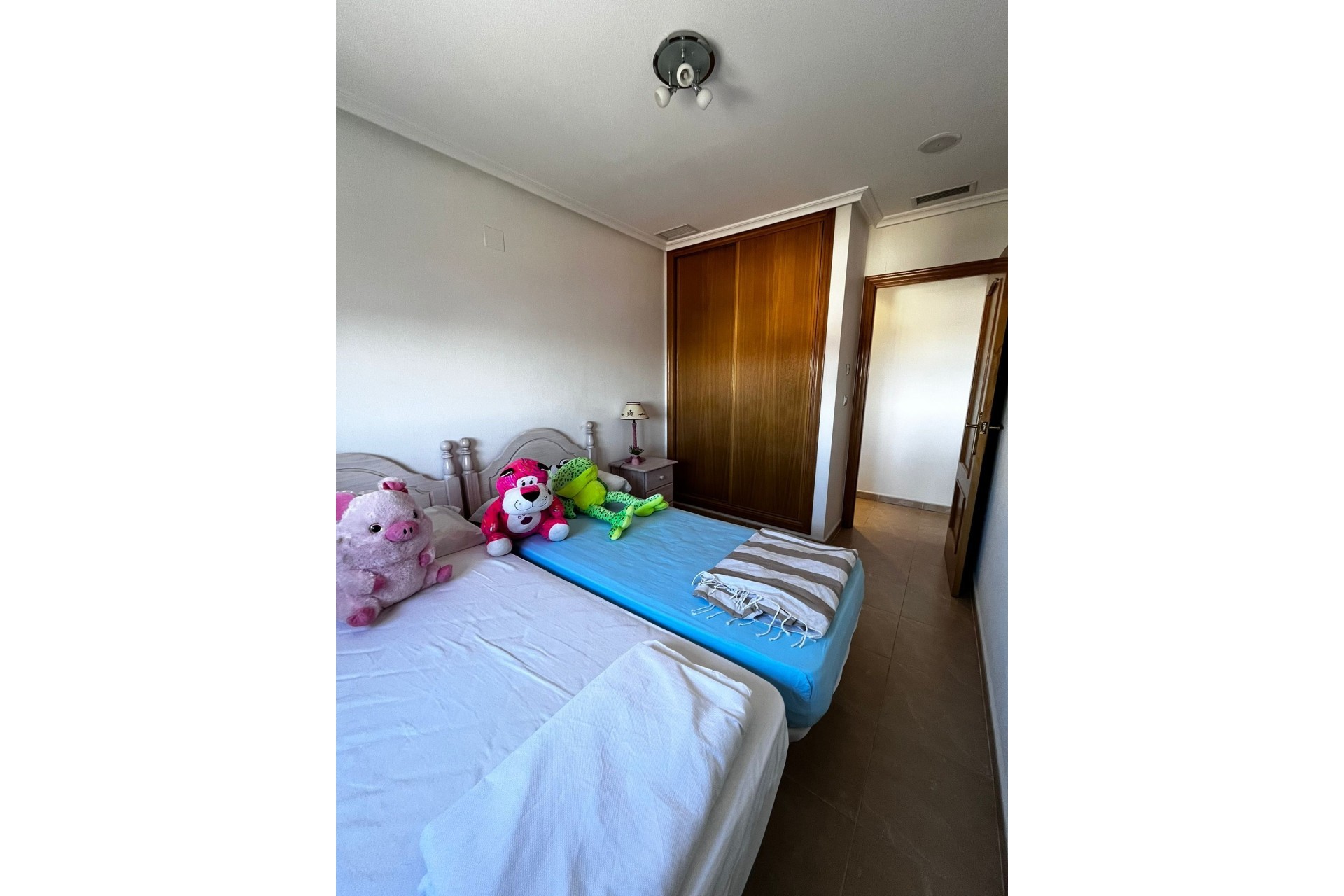 Venta - Apartamento / Piso -
Torrevieja