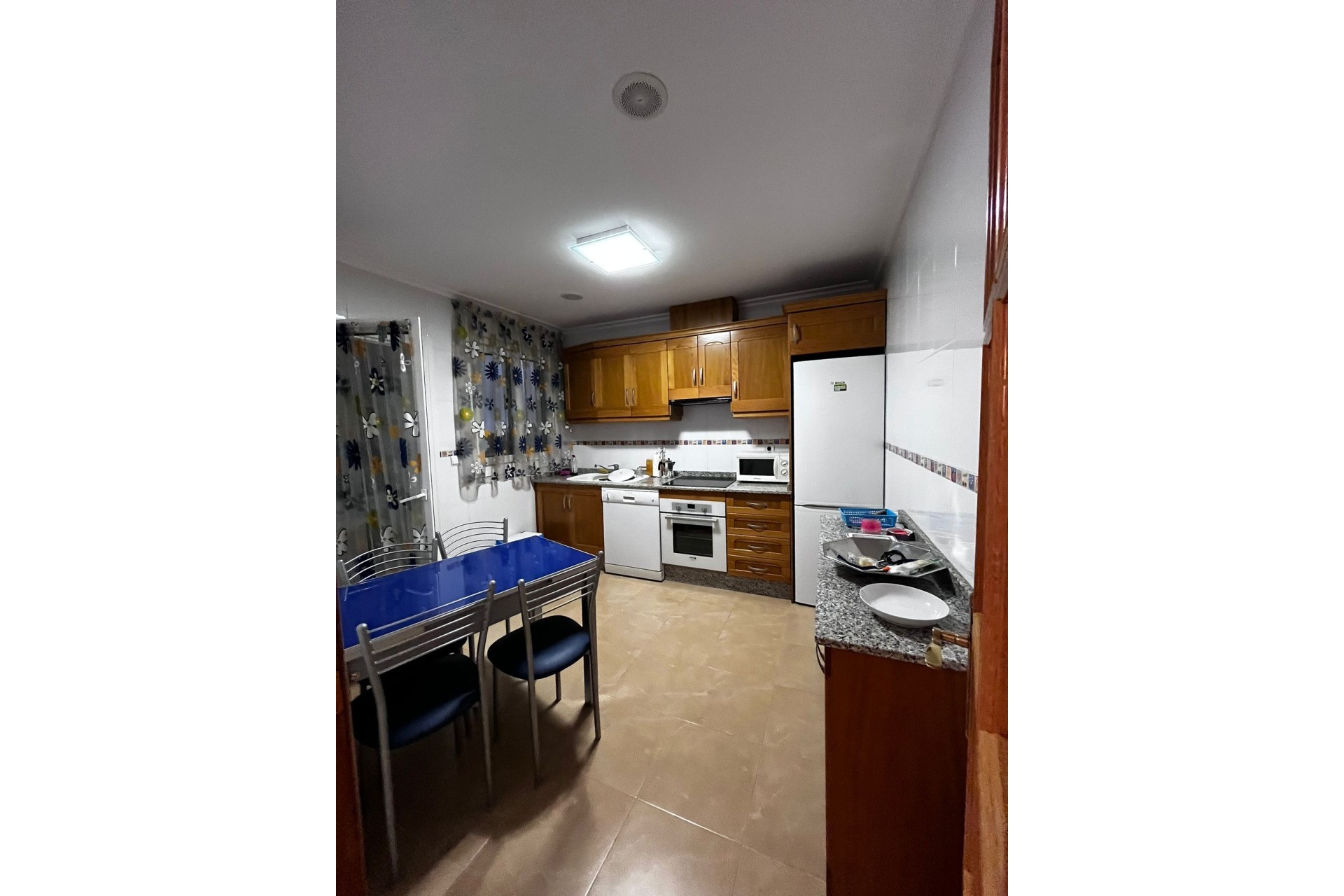 Venta - Apartamento / Piso -
Torrevieja