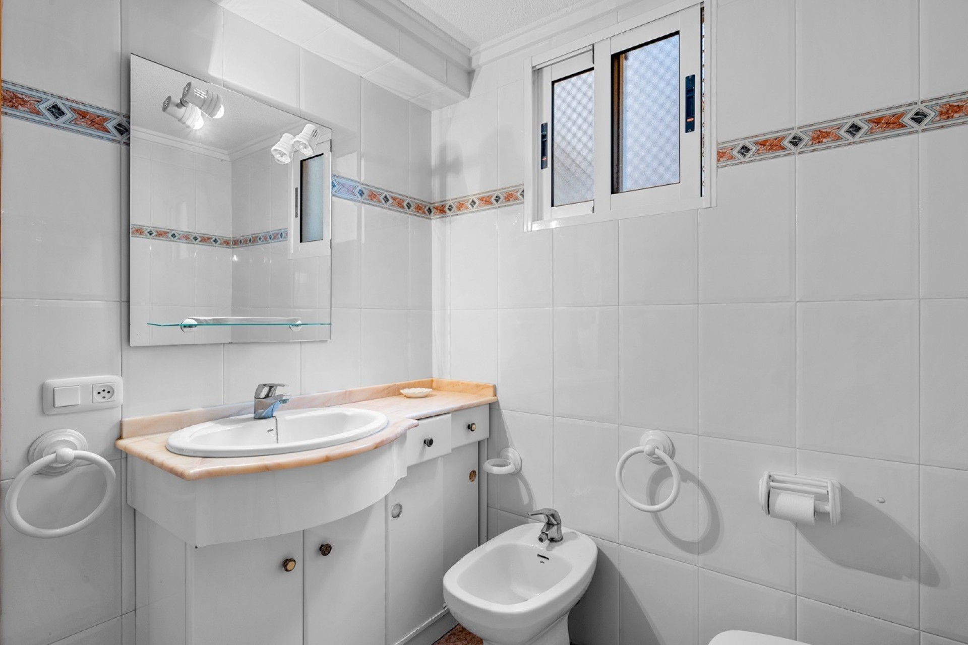 Venta - Apartamento piso -
Torrevieja