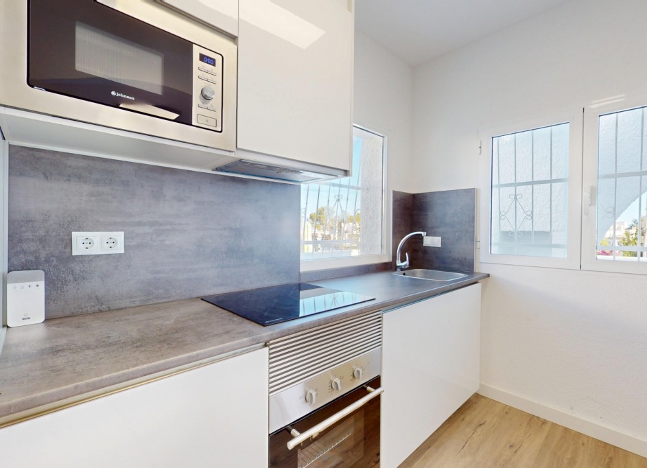 Venta - Apartamento piso -
Torrevieja