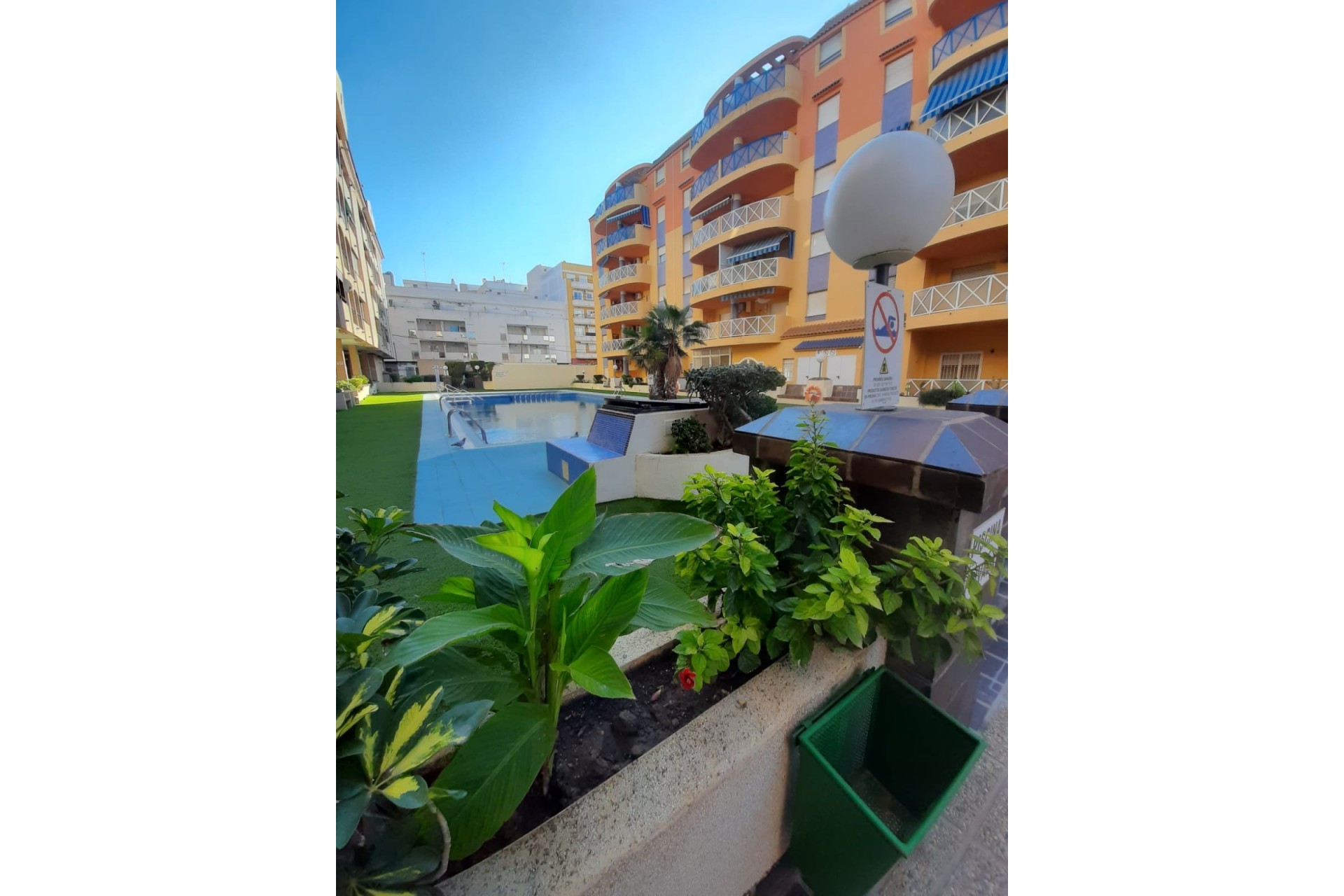Venta - Apartamento / Piso -
Torrevieja
