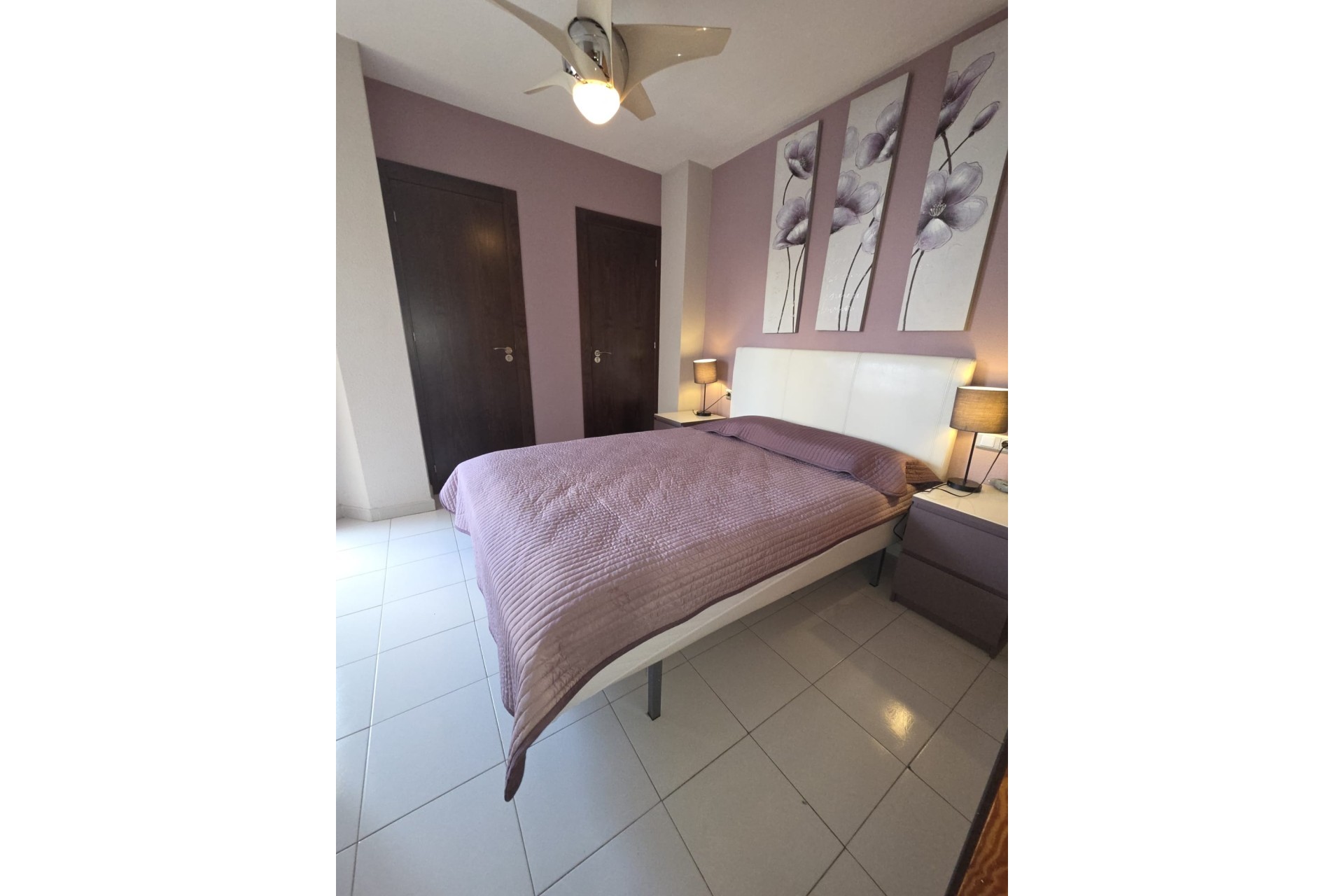 Venta - Apartamento / Piso -
Torrevieja