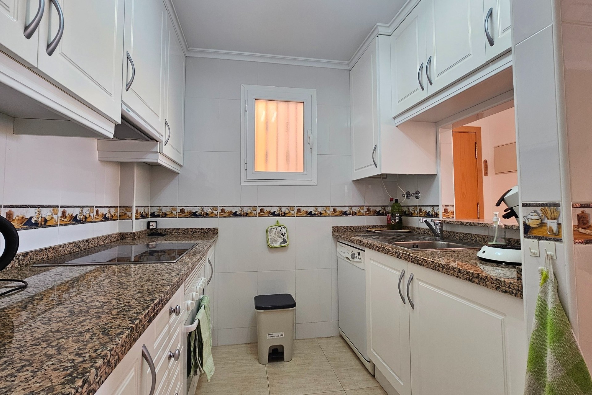 Venta - Apartamento / Piso -
Torrevieja