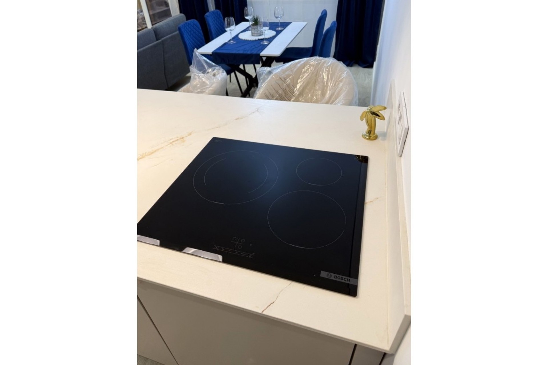 Venta - Apartamento / Piso -
Torrevieja