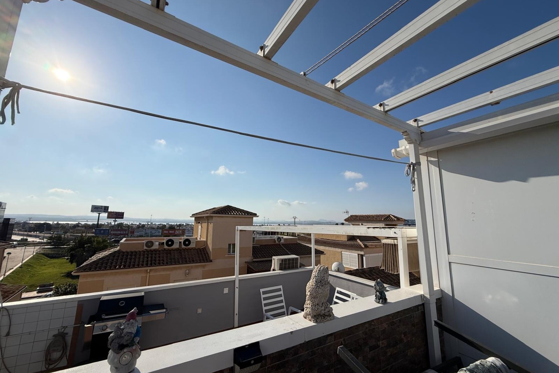 Venta - Apartamento / Piso -
Torrevieja