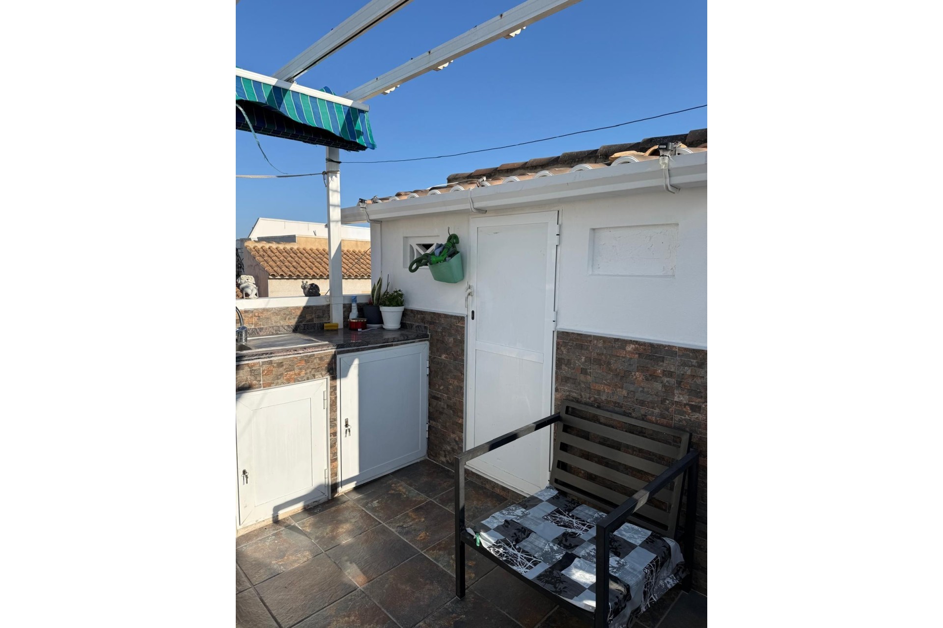 Venta - Apartamento / Piso -
Torrevieja