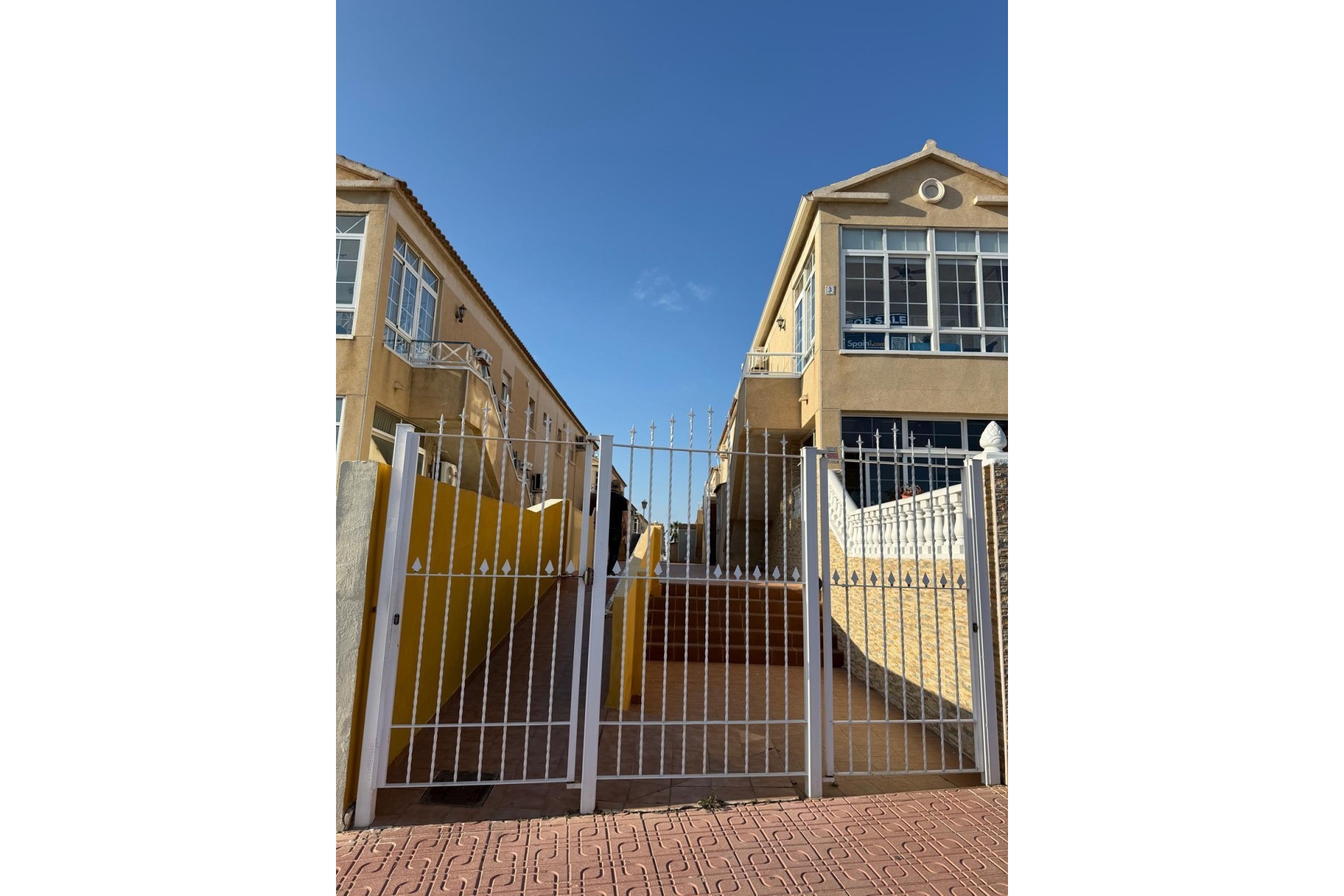 Venta - Apartamento / Piso -
Torrevieja