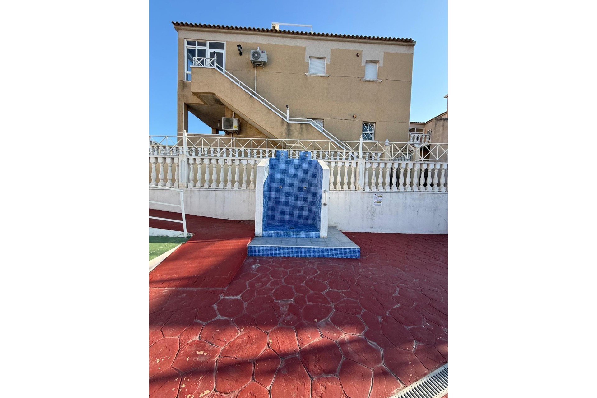 Venta - Apartamento / Piso -
Torrevieja