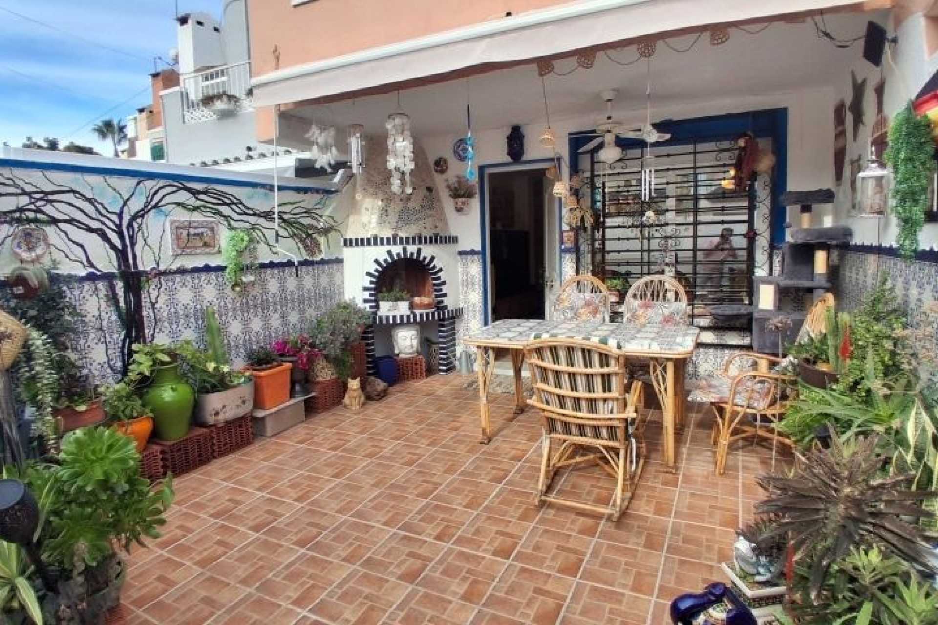 Venta - Apartamento / Piso -
Torrevieja