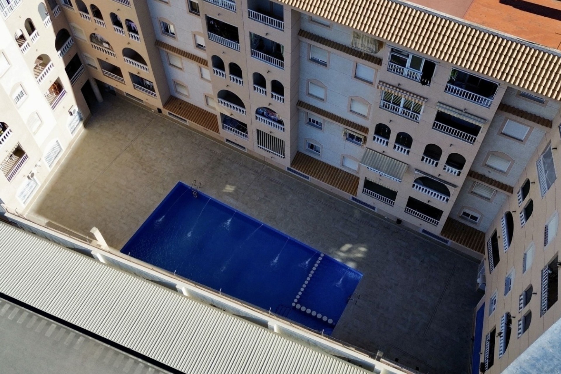 Venta - Apartamento / Piso -
Torrevieja