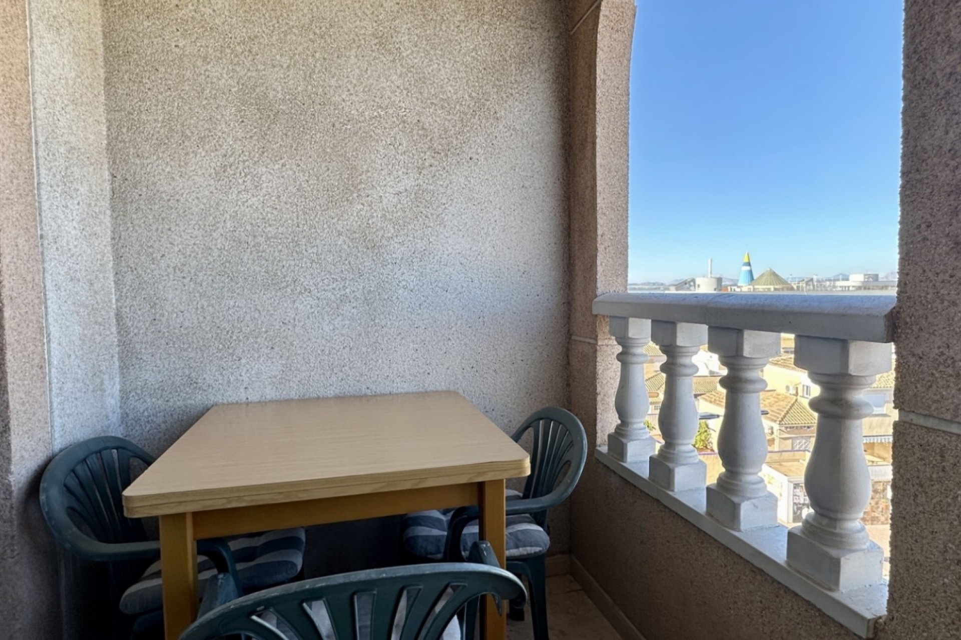 Venta - Apartamento / Piso -
Torrevieja