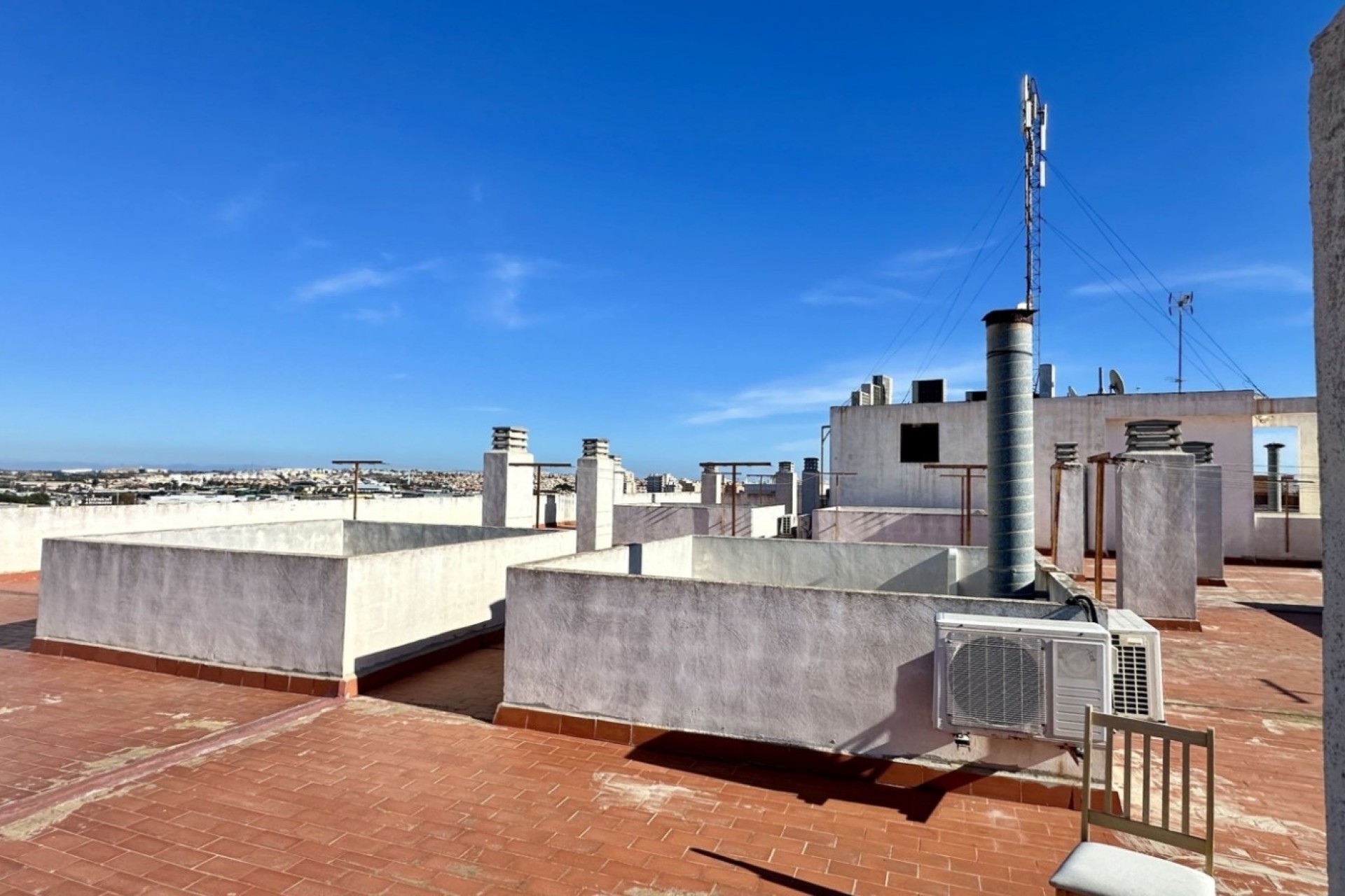 Venta - Apartamento / Piso -
Torrevieja