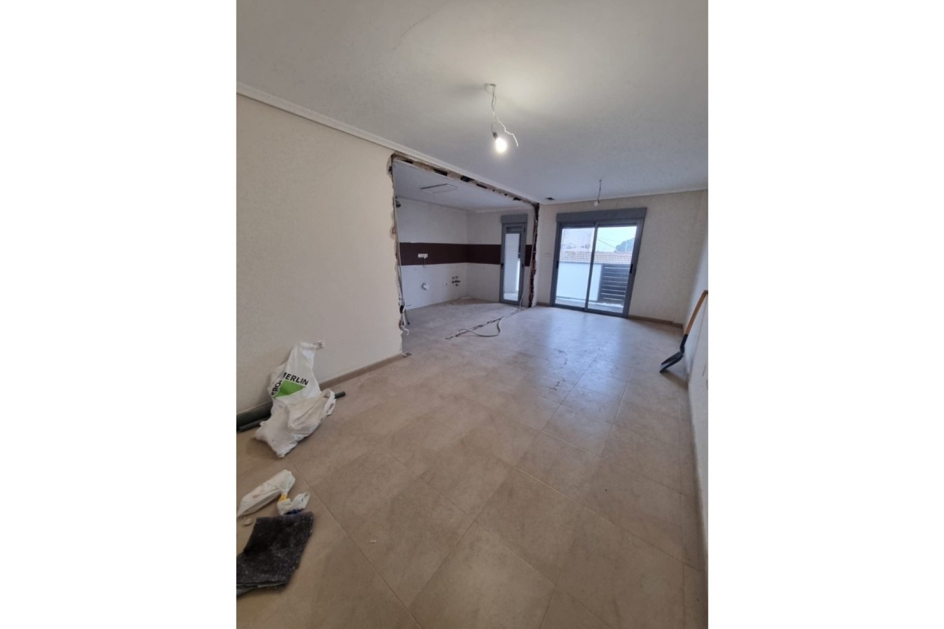 Venta - Apartamento / Piso -
Torrevieja