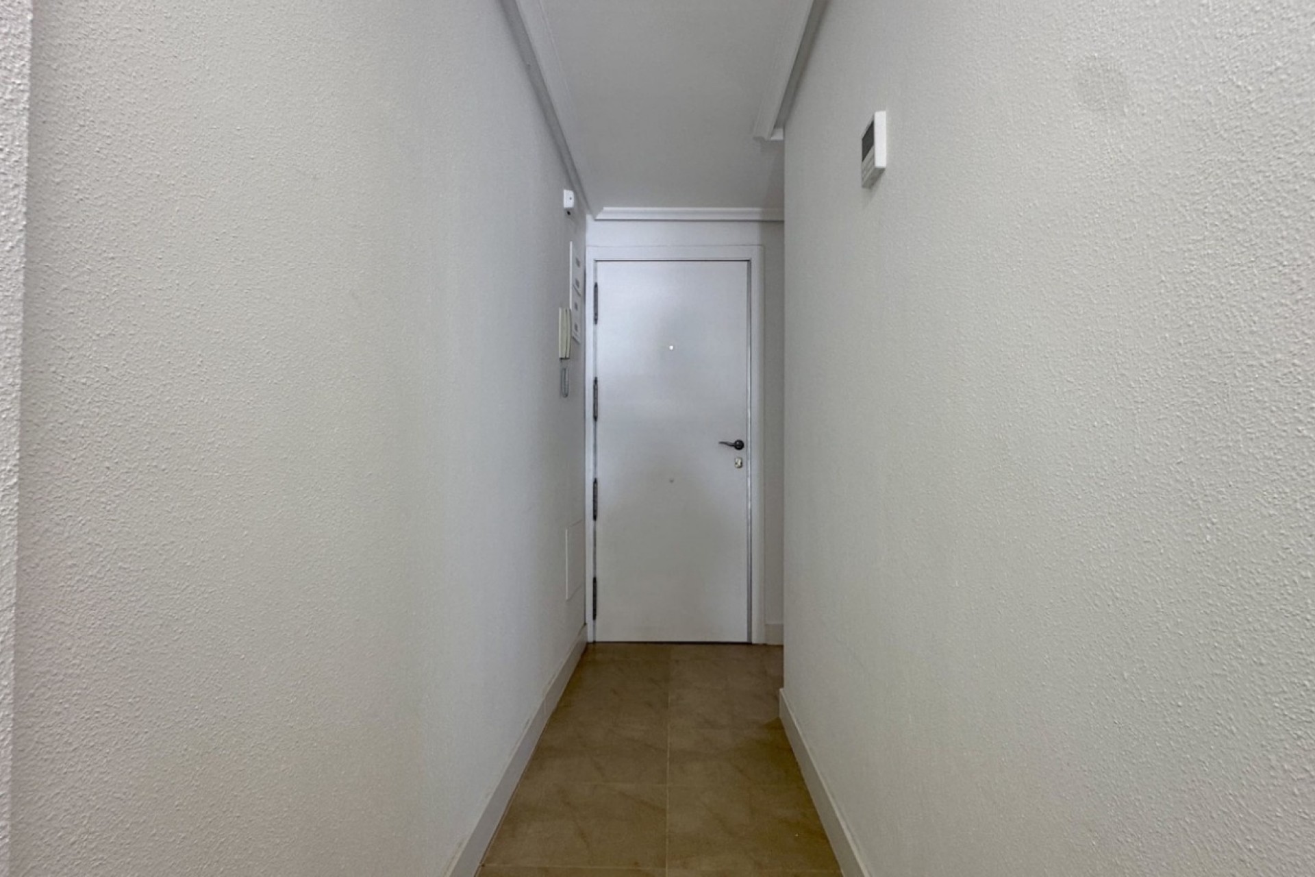 Venta - Apartamento / Piso -
Torrevieja