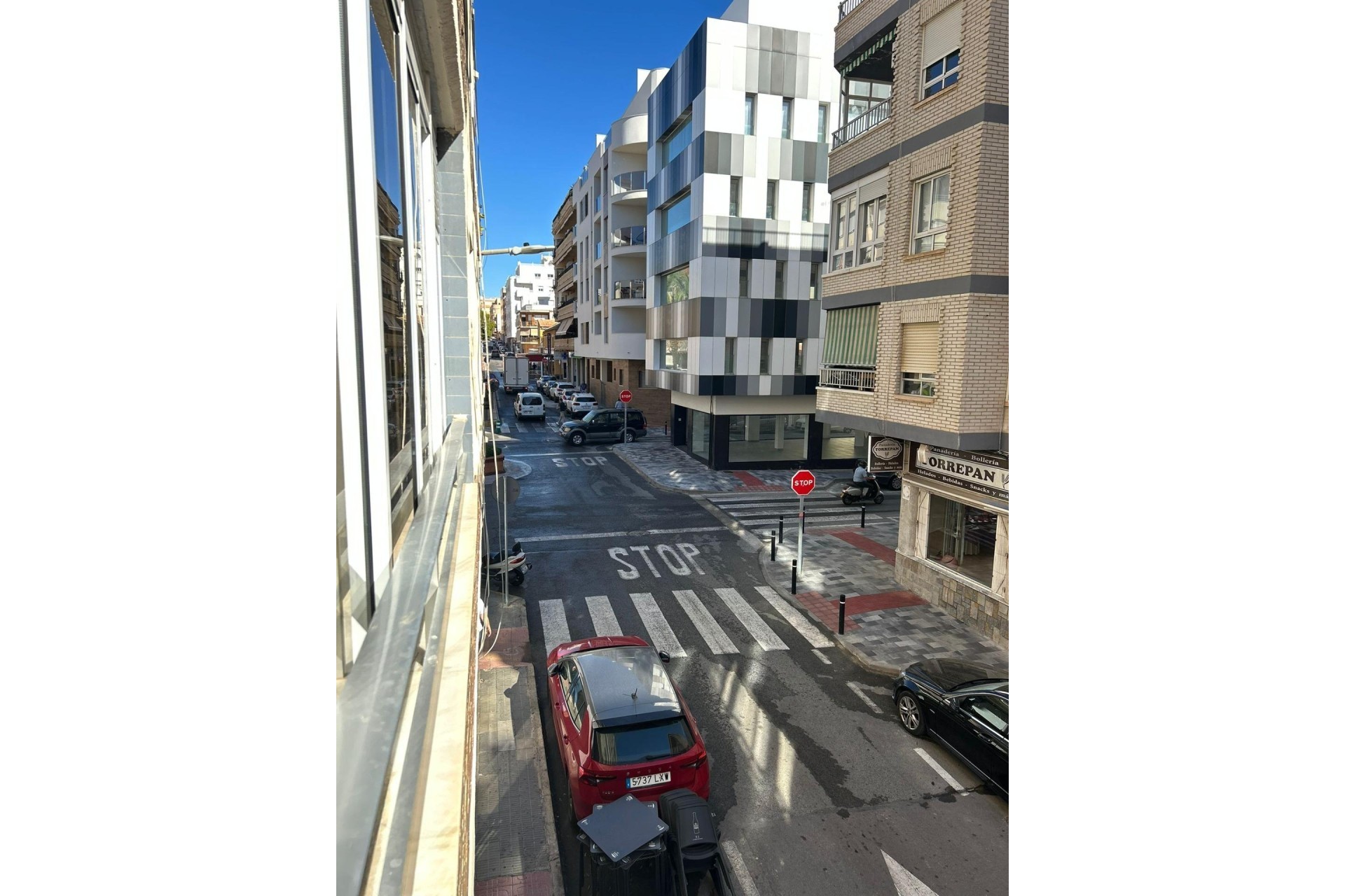 Venta - Apartamento / Piso -
Torrevieja