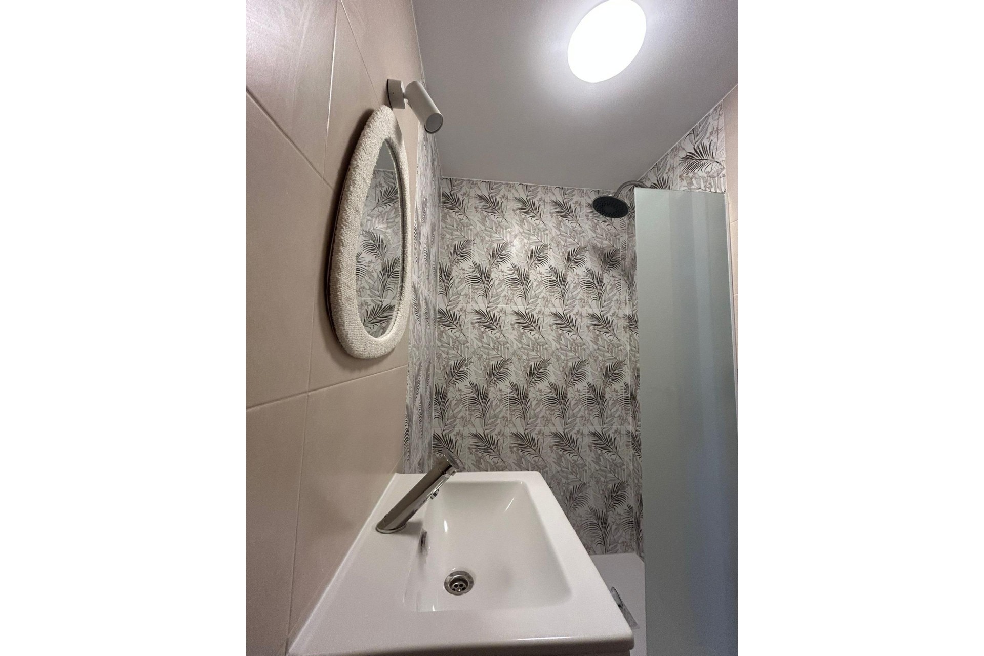 Venta - Apartamento / Piso -
Torrevieja