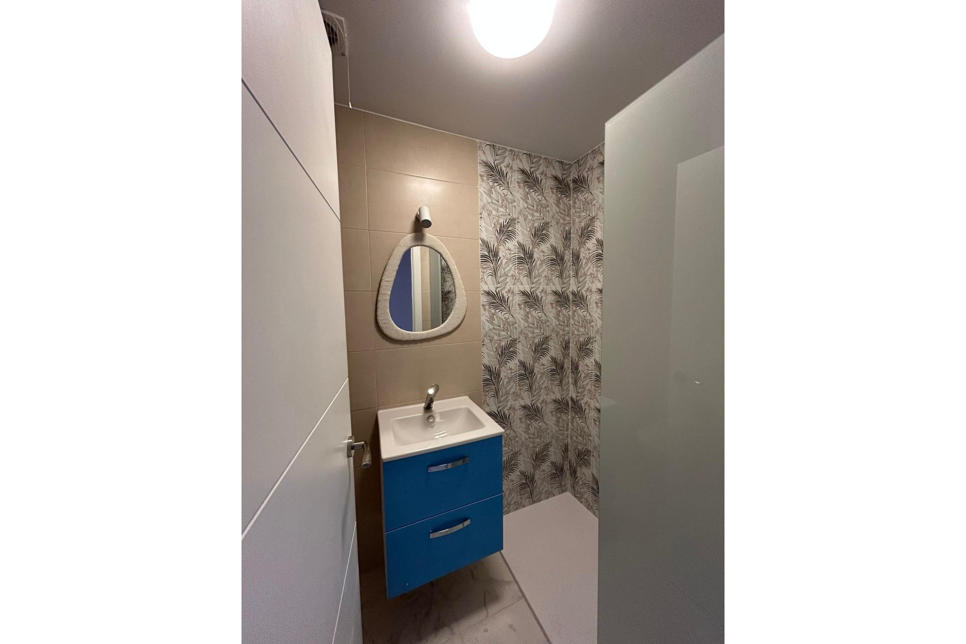 Venta - Apartamento / Piso -
Torrevieja