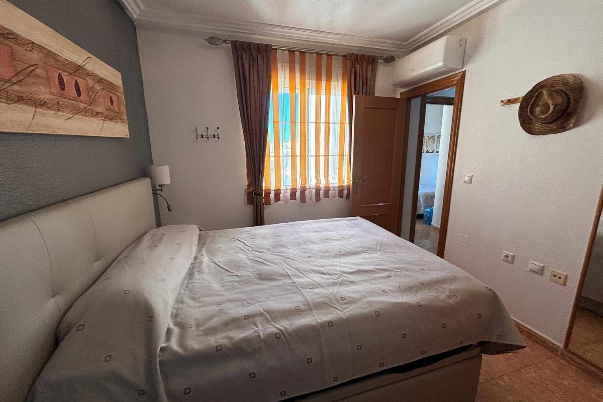 Venta - Apartamento / Piso -
Torrevieja