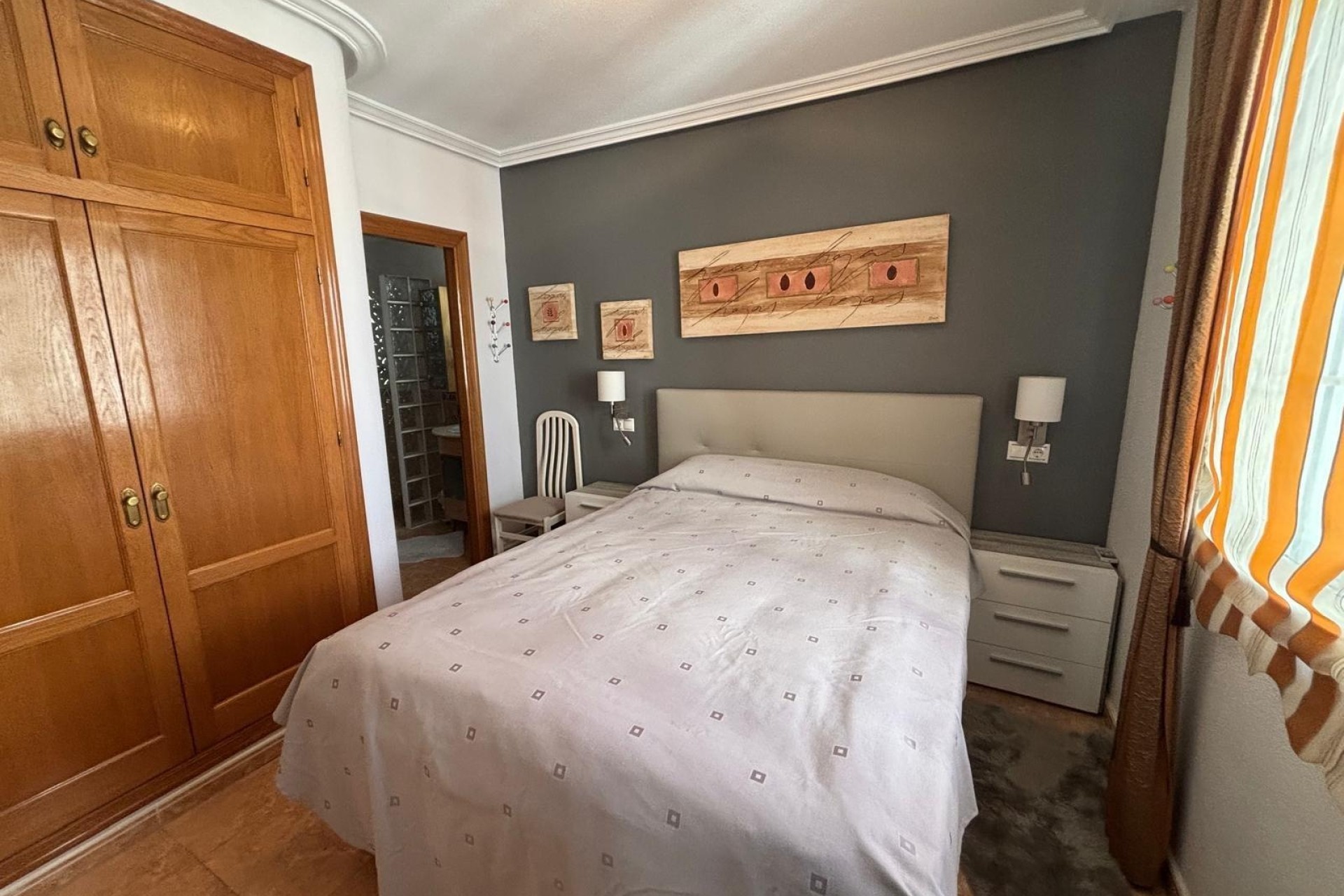 Venta - Apartamento / Piso -
Torrevieja