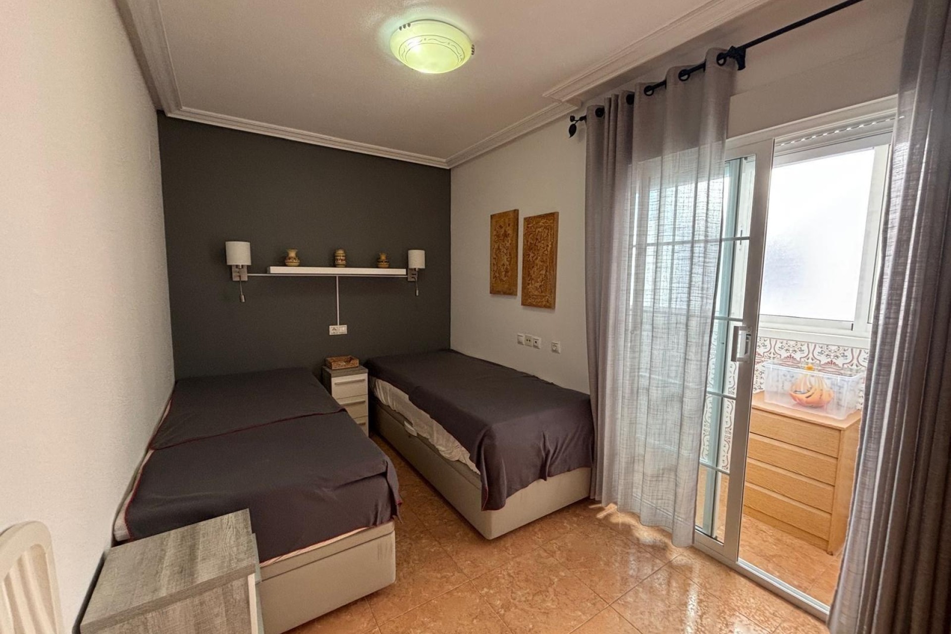 Venta - Apartamento / Piso -
Torrevieja