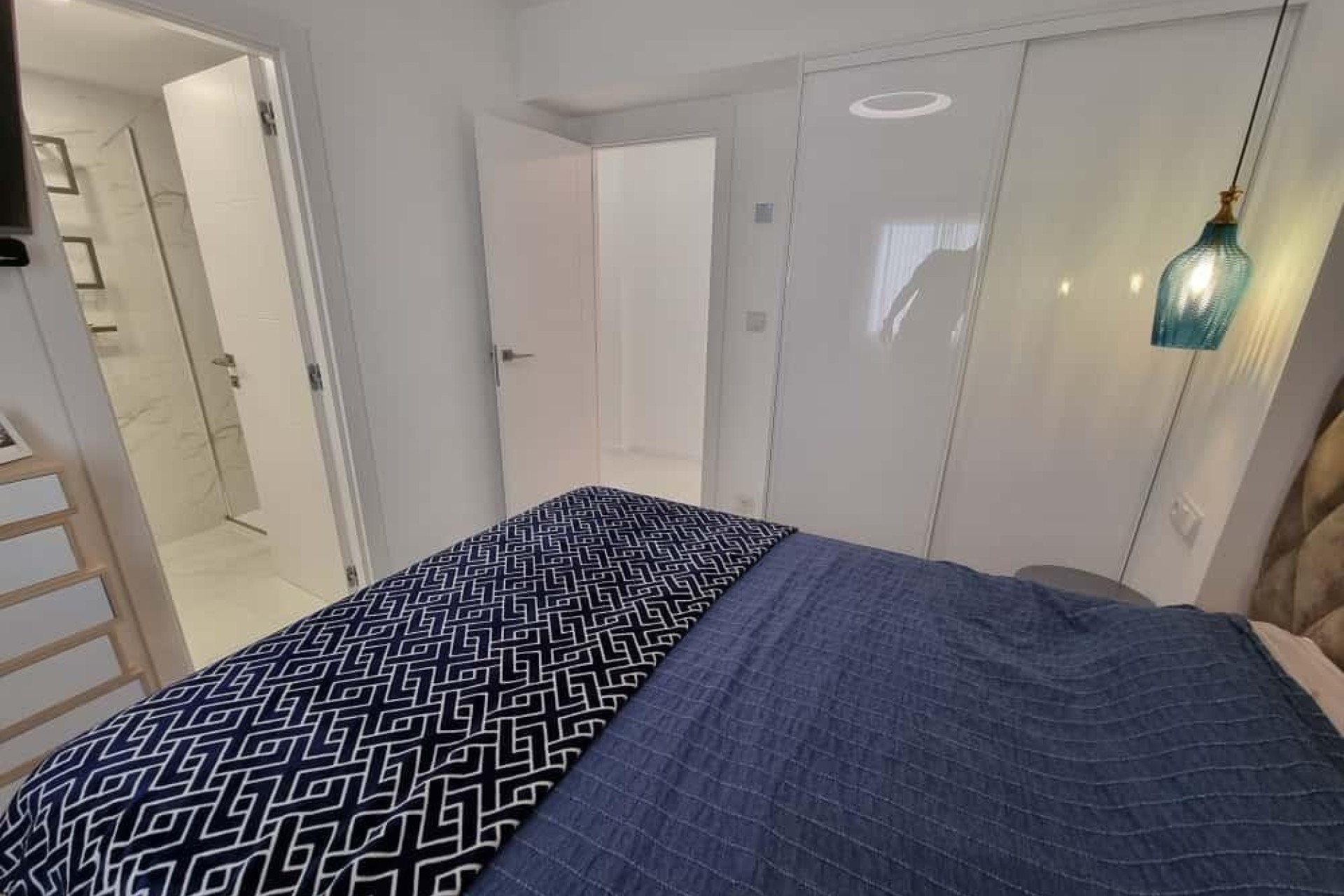 Venta - Apartamento / Piso -
Torrevieja