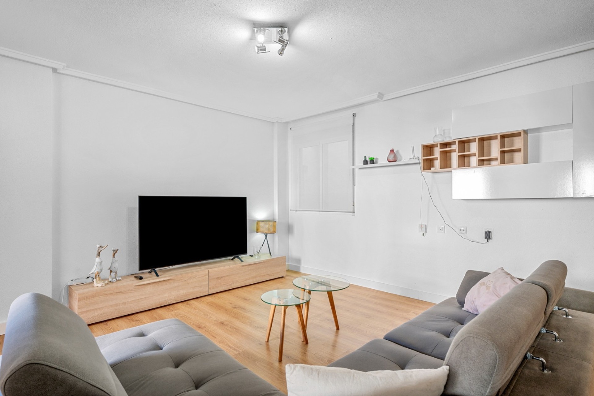 Venta - Apartamento / Piso -
Torrevieja