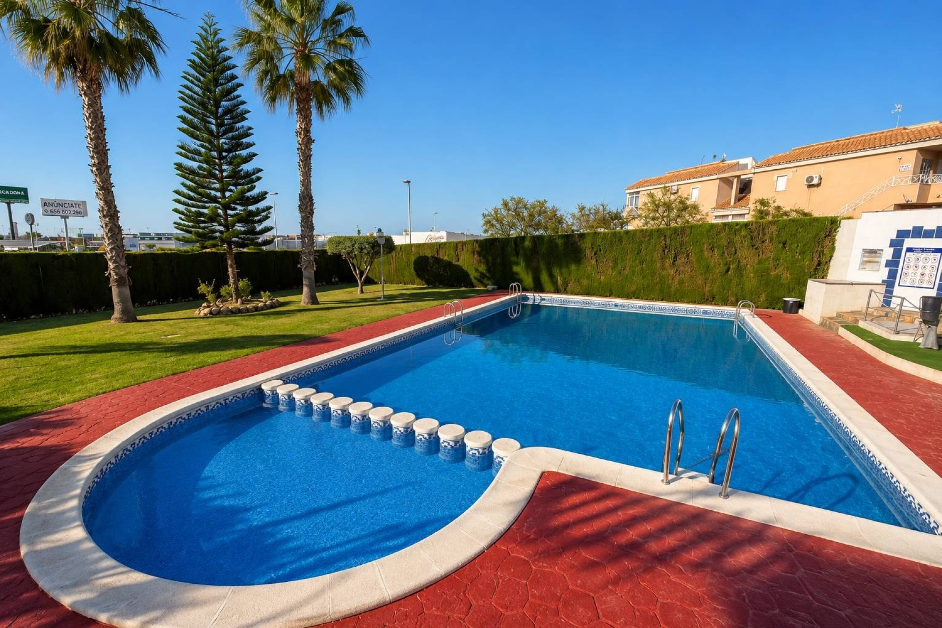 Venta - Apartamento / Piso -
Torrevieja